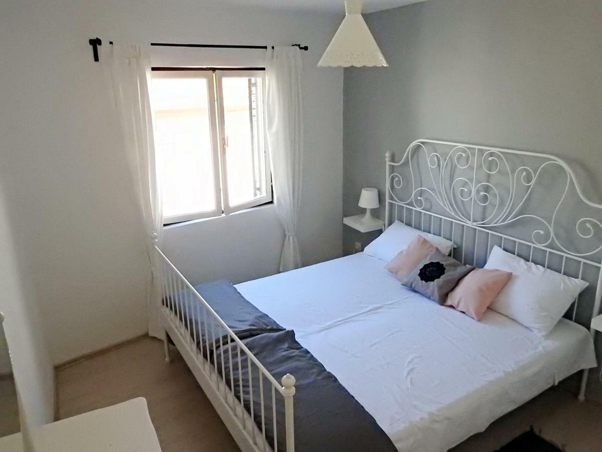 Apartment Antonela Слатине Экстерьер фото