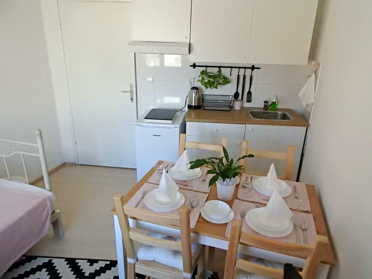 Apartment Antonela Слатине Экстерьер фото