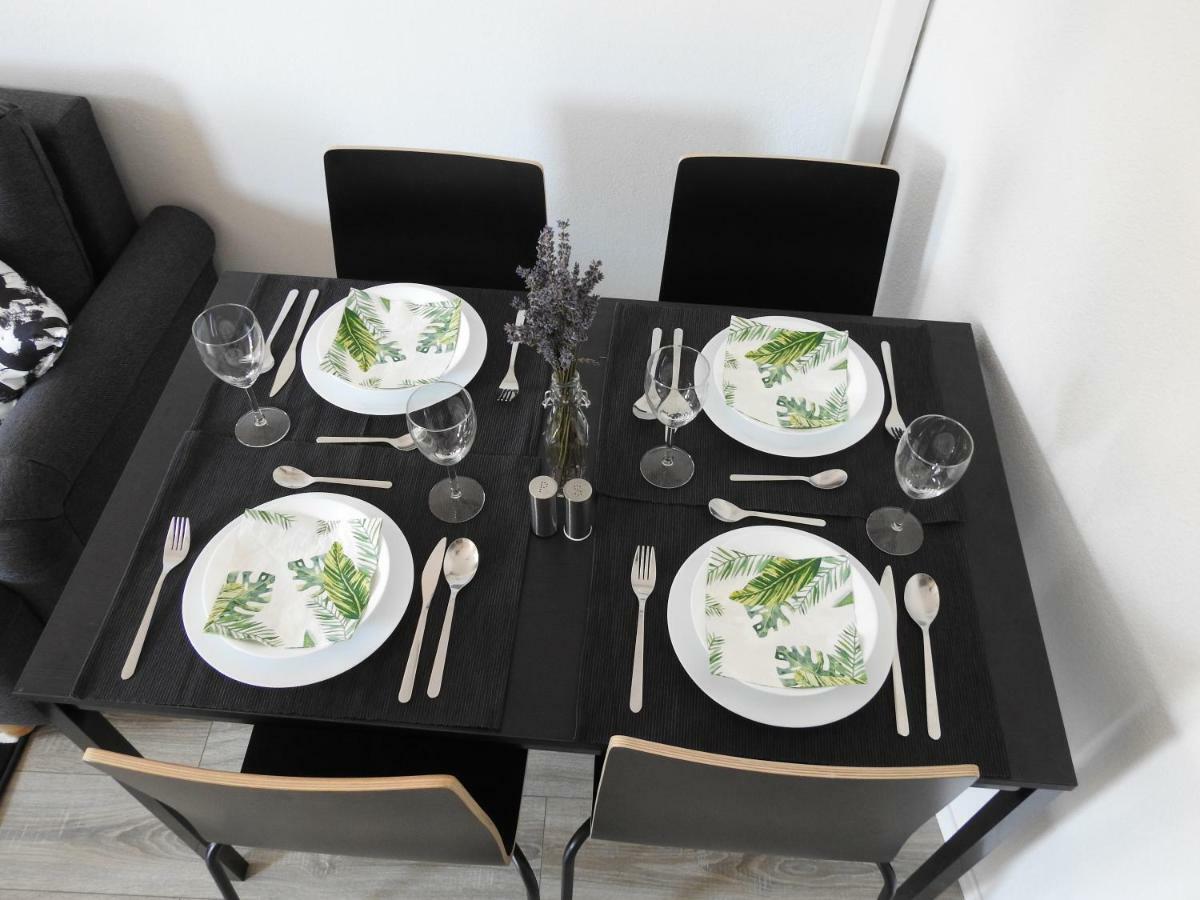 Apartment Antonela Слатине Экстерьер фото