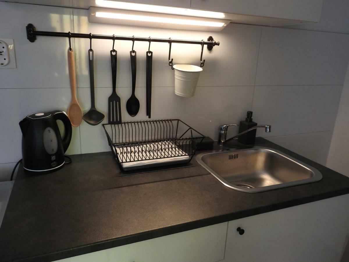 Apartment Antonela Слатине Экстерьер фото