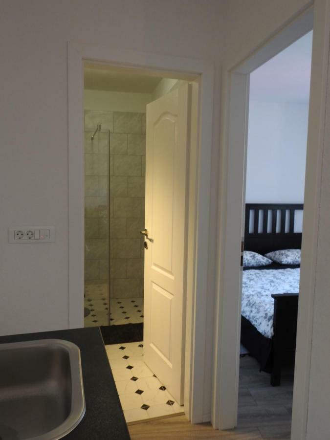 Apartment Antonela Слатине Экстерьер фото